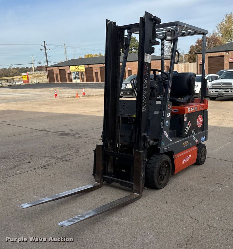 Toyota 5FBCU15 forklift - NA9890