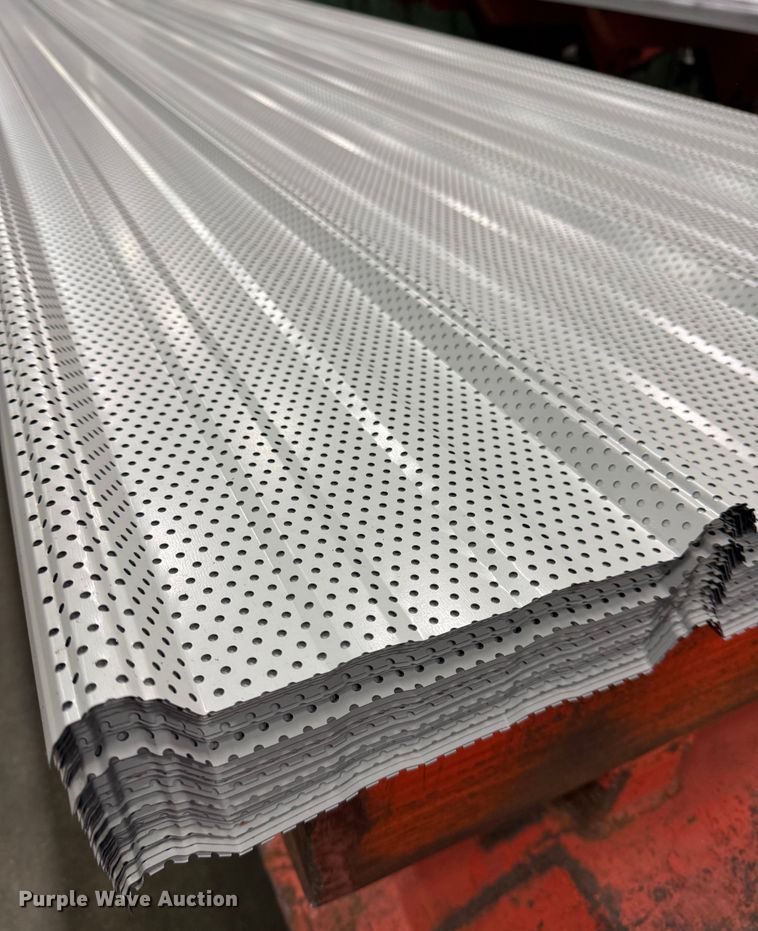 (354) sheets of metal siding/roofing - NB9543