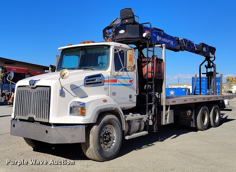 2015 Western Star 4700SB crane truck - DP5142