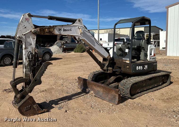2015 Bobcat E45 mini excavator - DQ7724