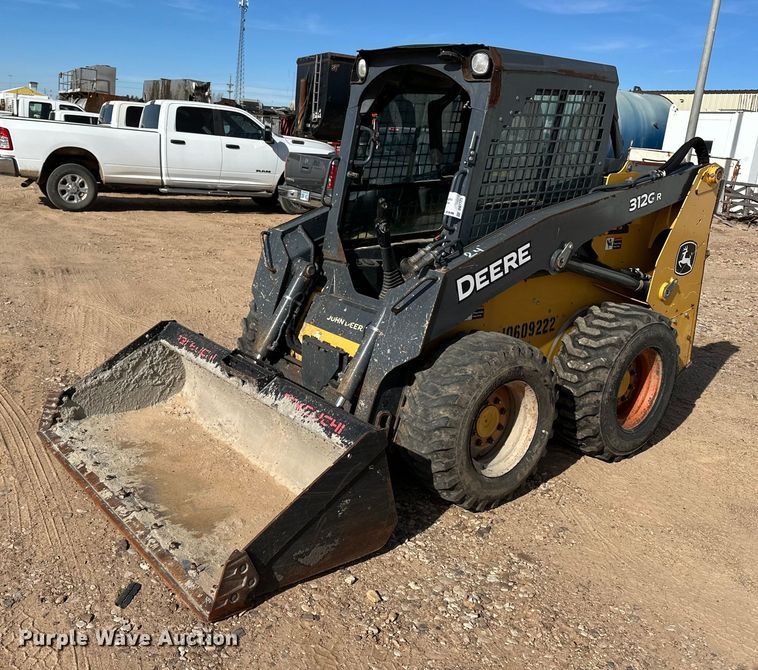 2017 John Deere 312GR skid steer loader - DQ7725