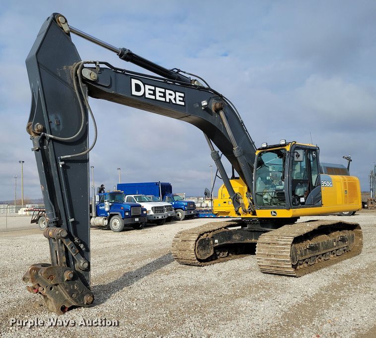 2017 John Deere 350G LC excavator - DR3989