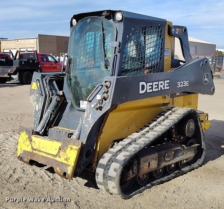 2017 John Deere 323E tracked skid steer loader - DT0776