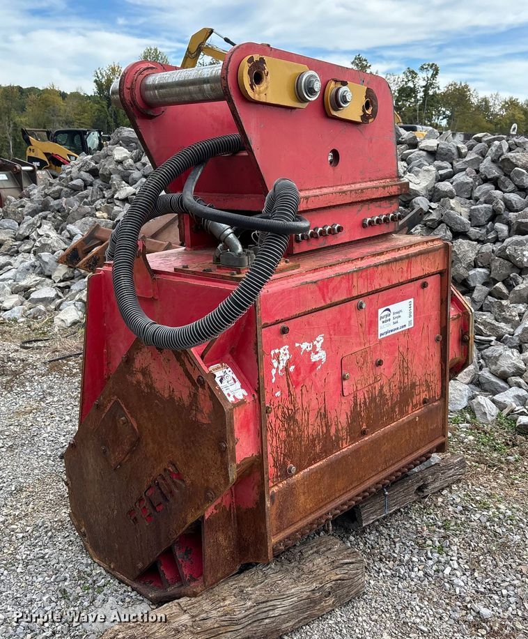 Fecon excavator mulcher - DU1443