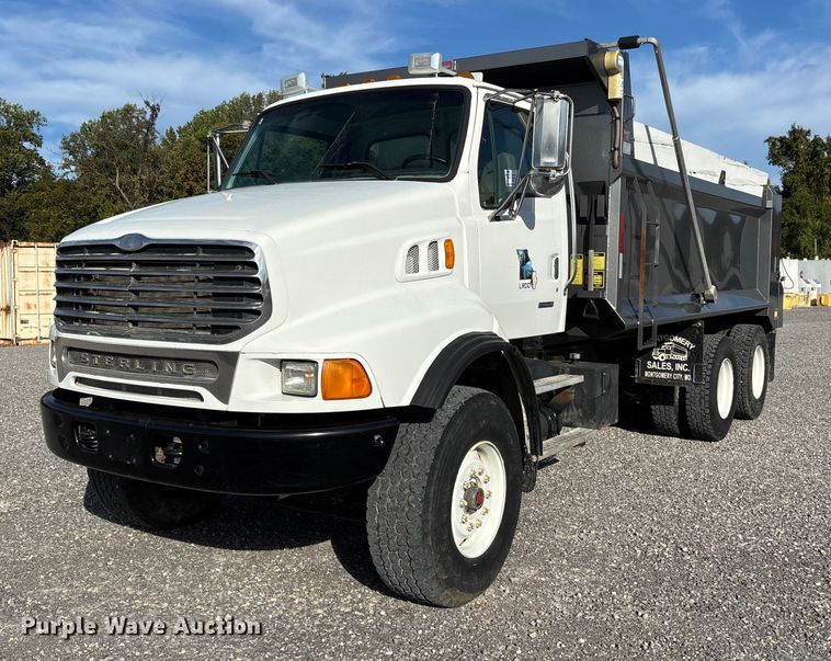 2005 Sterling dump truck - DU1471