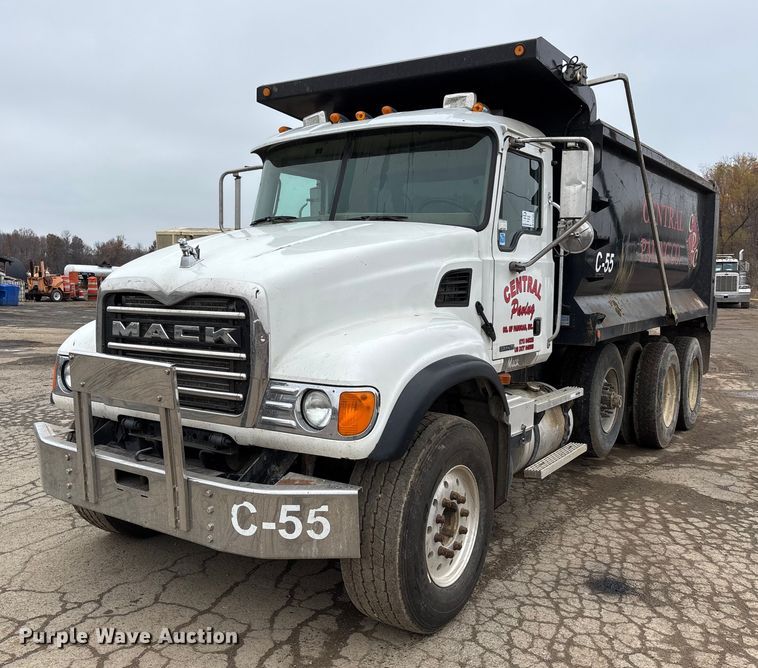 2005 Mack Granite CV713 dump truck - DW7308