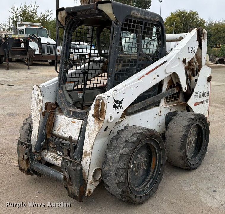 2013 Bobcat S650 skid steer loader - DX5889