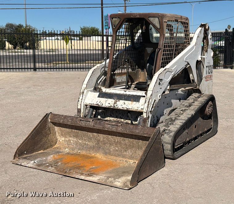 2010 Bobcat T190 tracked skid steer loader - DX5890