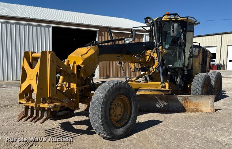 2010 Caterpillar 12M motor grader - DY8364