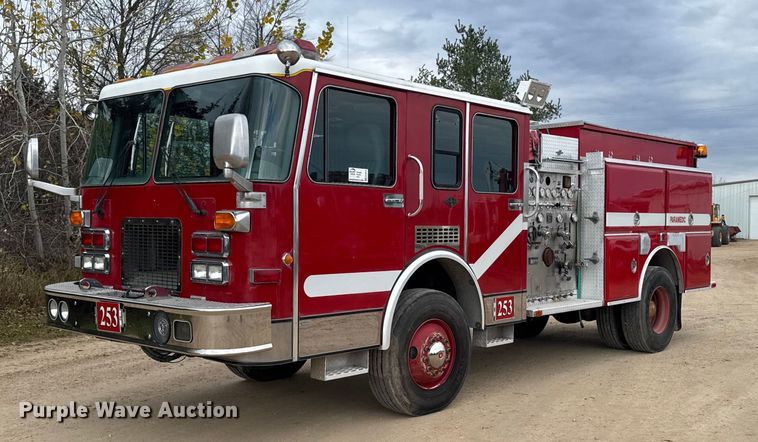 1994 Spartan Charger fire truck - EA2010