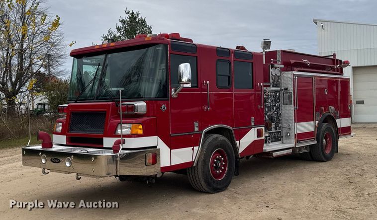 1998 Pierce Tilt Cab fire truck - EA2011