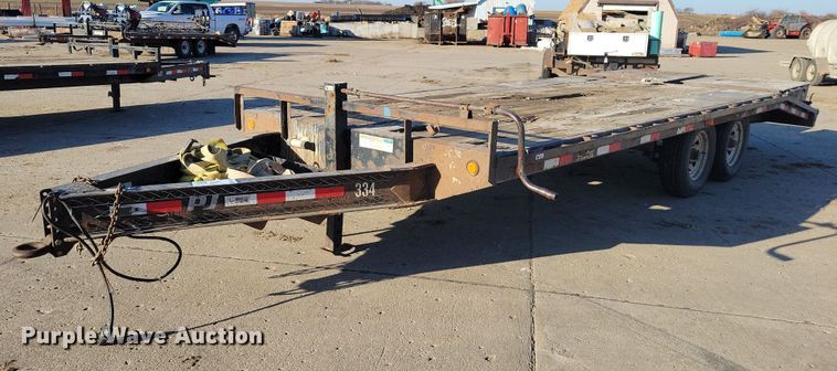 2015 PJ F8202 equipment trailer - EA2735