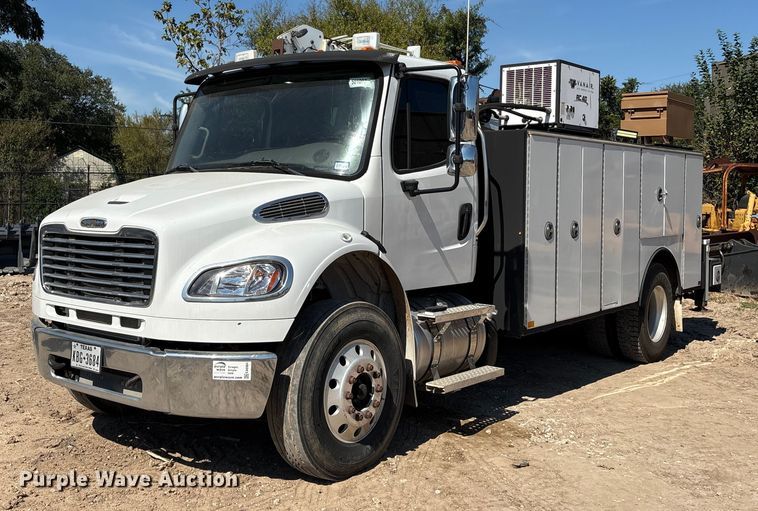 2014 Freightliner Business Class M2 utility / service truck - EA6984