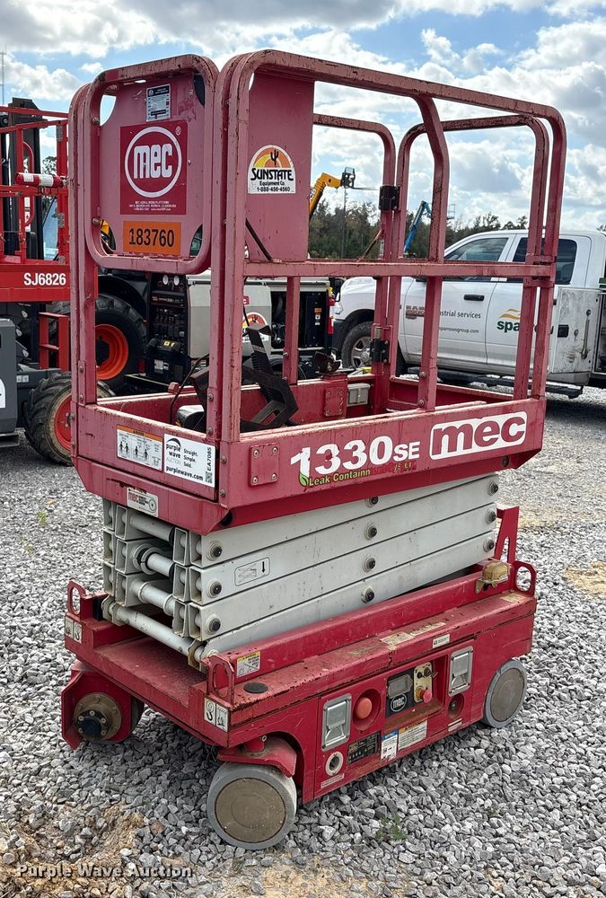 2019 MEC 1330SE scissor lift - EA7085