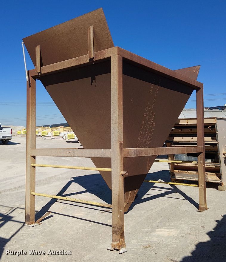  Input hopper - EA7974