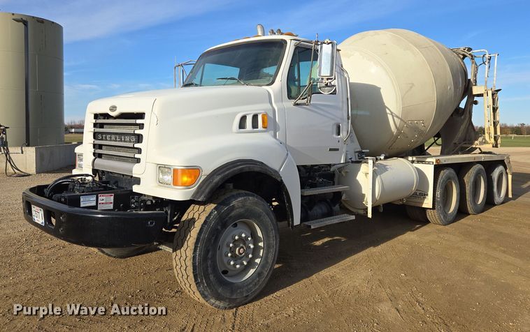 2007 Sterling L8500 ready mix truck - EB1153