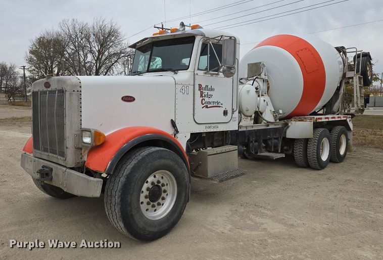 2000 Peterbilt 357 ready mix truck - EB1154
