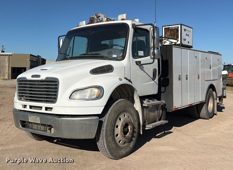 2012 Freightliner Business Class M2 utility / service truck - ED4997