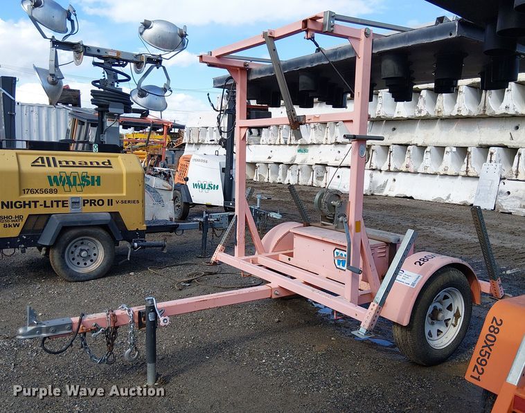 2005 Wanco WTSP arrow board trailer - EE4949