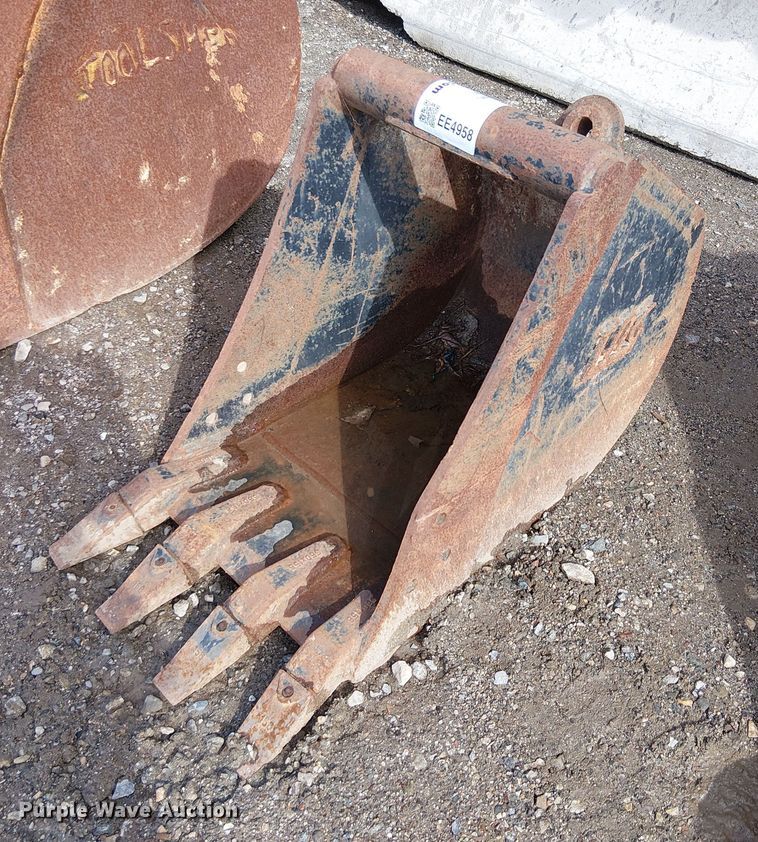 TAG 17" W bucket - EE4958