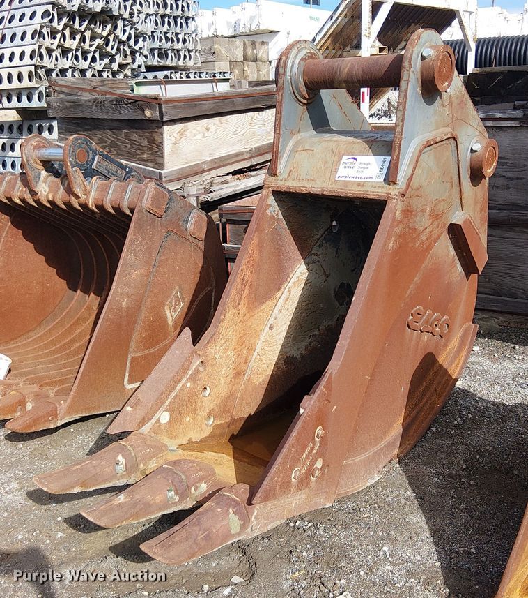 Esco 24" W bucket - EE4961