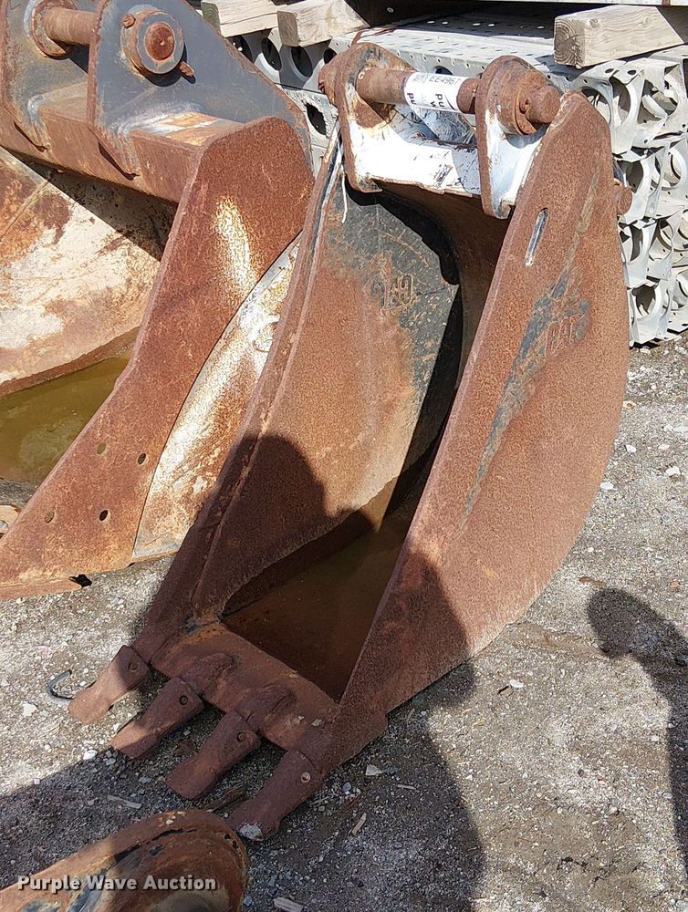 Caterpillar 16" W bucket - EE4967