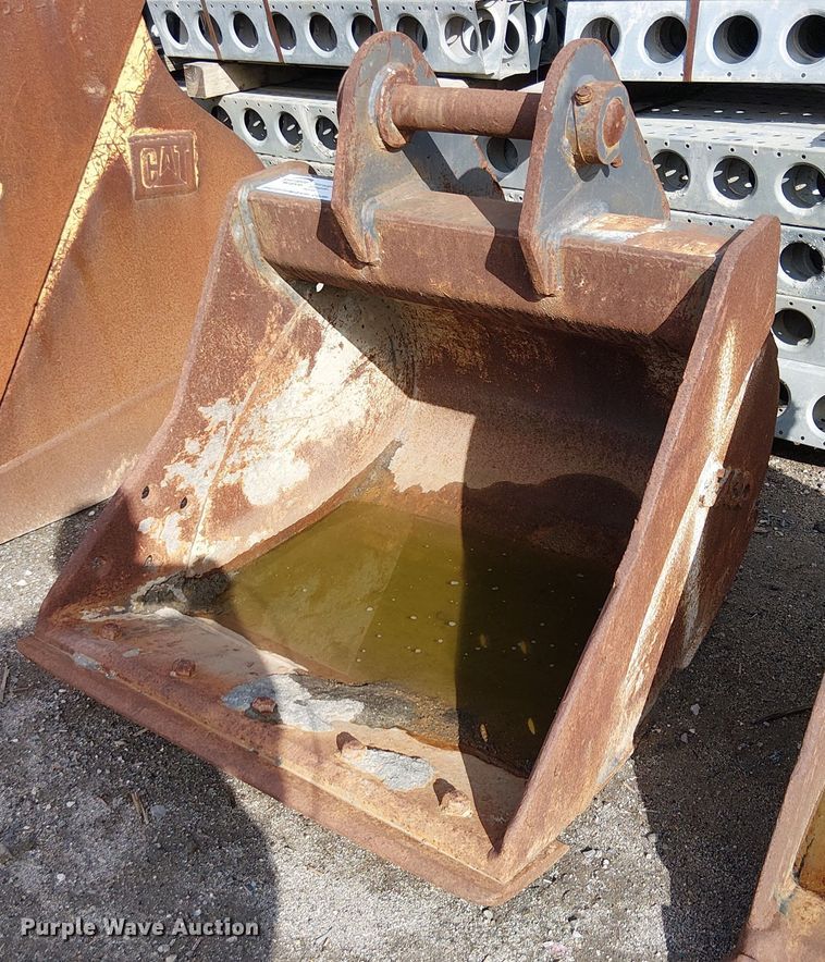 Esco 36" W bucket - EE4968