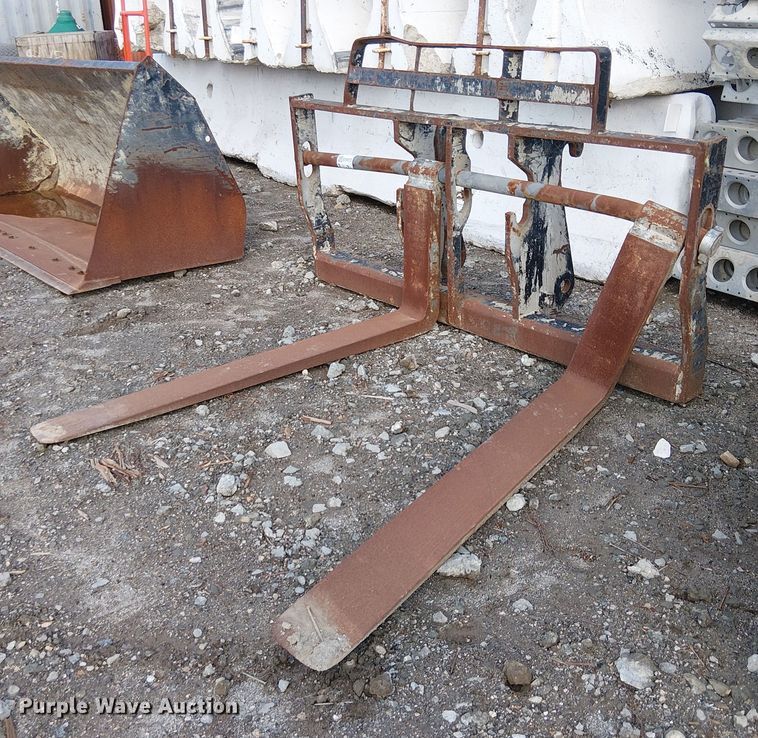 60" L forks - EE4972