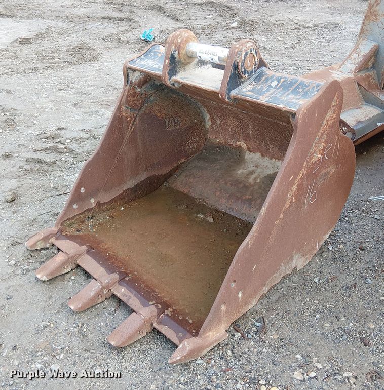 Caterpillar 33" W bucket - EE4983