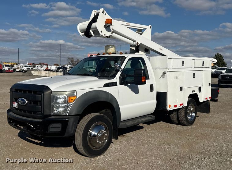 2011 Ford F450 Super Duty bucket truck - EG1763