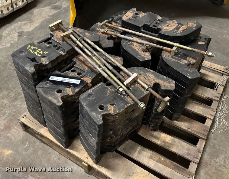  (32) Caterpillar 855 tractor suitcase weights - EJ7760