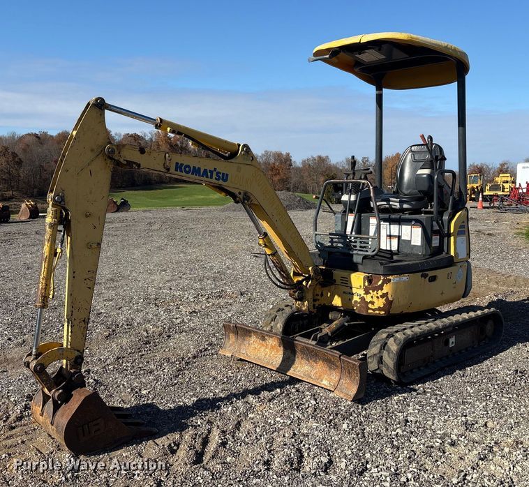 2008 Komatsu PC18MR-2 mini excavator - EM6189