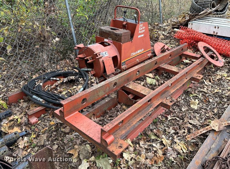 Ditch Witch 210 Earth Auger horizontal boring unit - EN5767