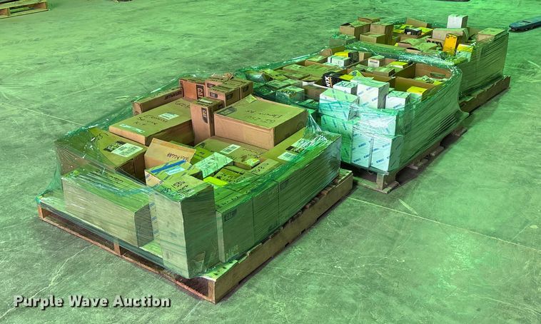 (3) pallets of filters - EN5856