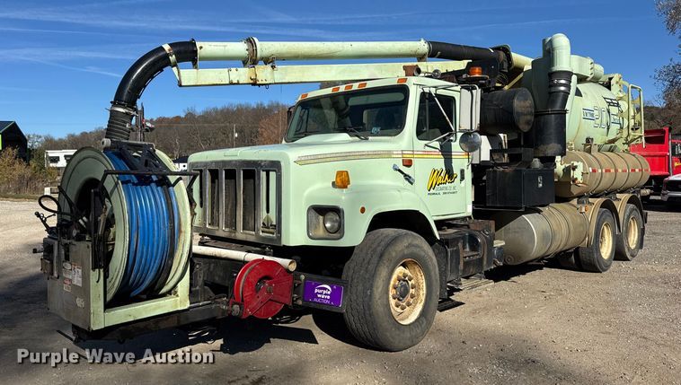 2000 International F-2674 sewer jetter truck - ER0257
