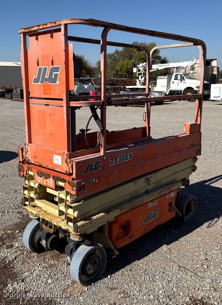 2017 JLG 1930ES scissor lift - EU5402