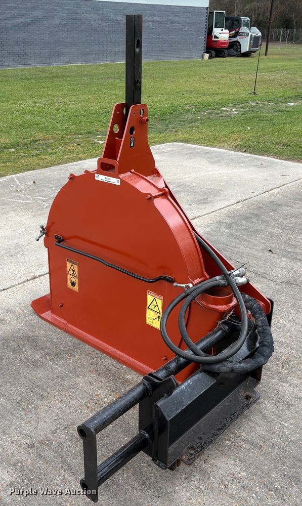 2018 Ditch Witch MT12 compact utility loader rock saw - EU7071