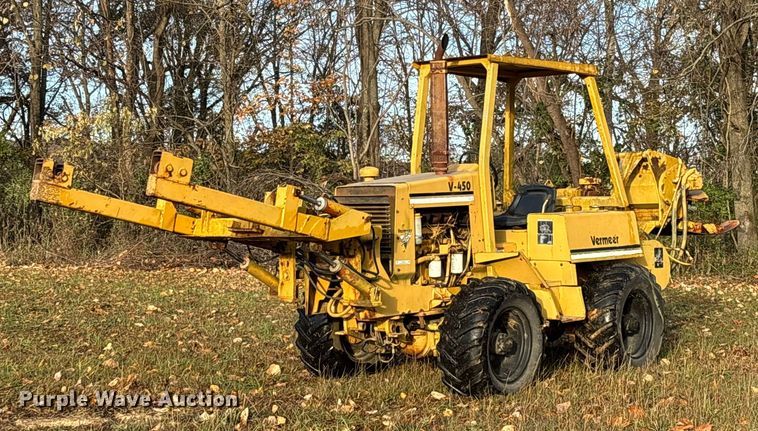 Vermeer V-450 vibratory cable plow - EV3302