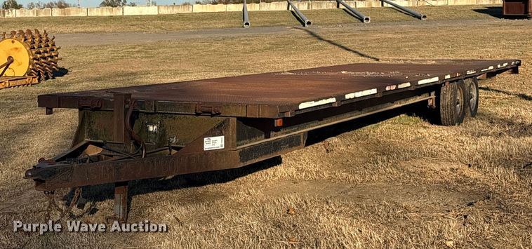1993 Country Road Custom Trailers tilt deck equipment trailer - FI0040
