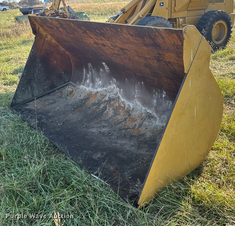 120" wheel loader bucket - FK0596