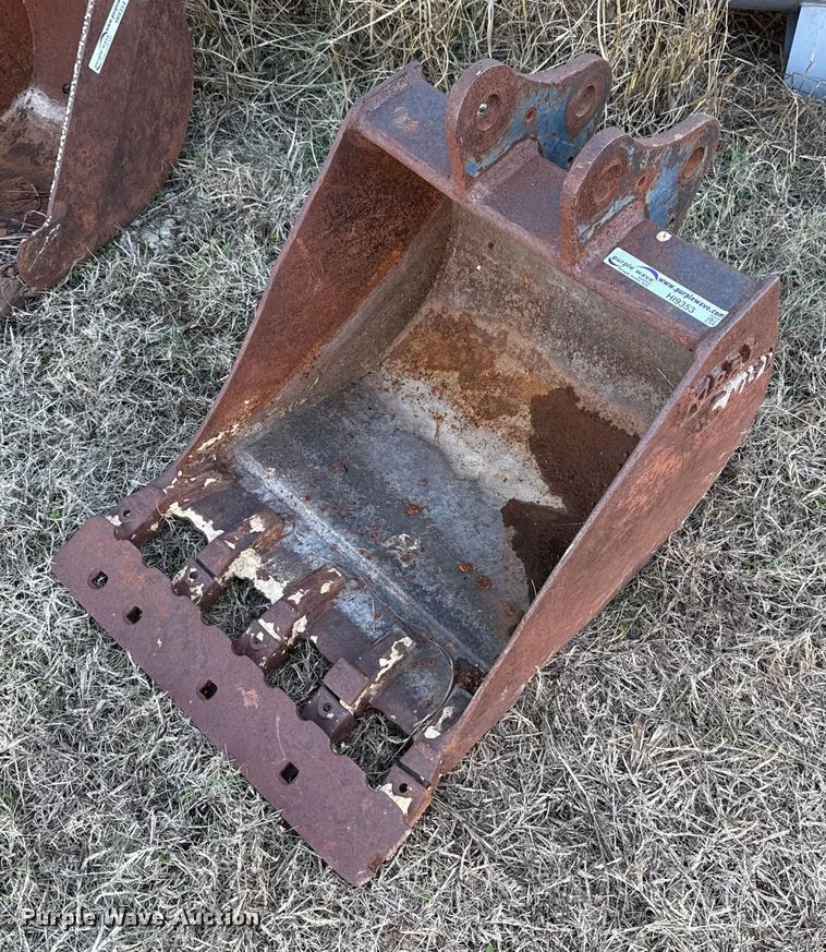 Tooth-Pro 3FB24 excavator bucket - HI9353