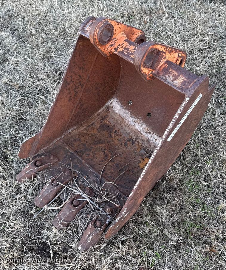 Excavator bucket - HI9354