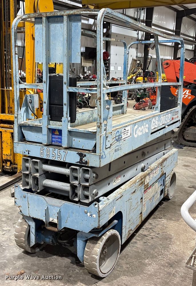 Genie GS-2032 scissor lift - EA7842