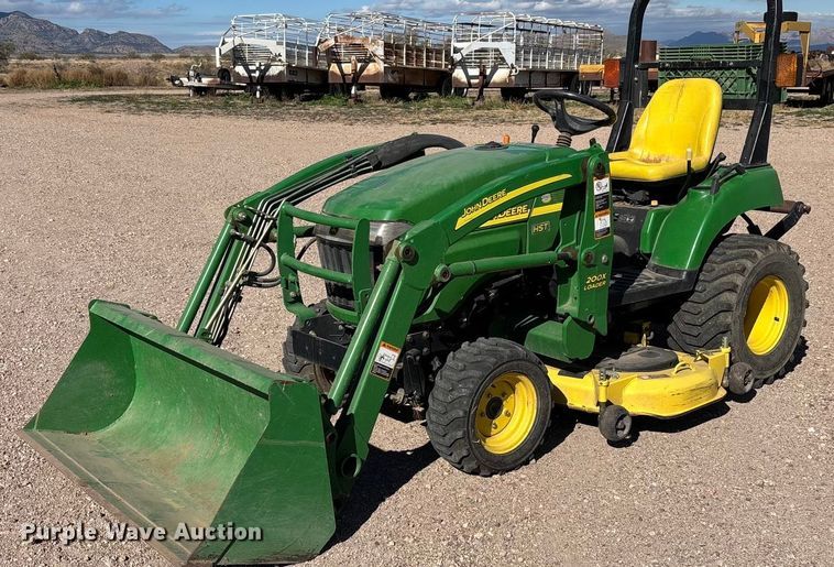 2006 John Deere 2305 MFWD tractor - DH8747