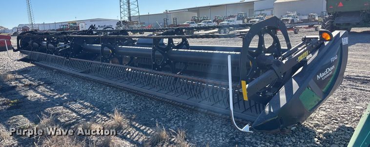 2021 MacDon FD140 flex draper head - DK0135