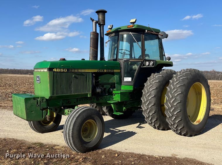 1985 John Deere 4850 tractor - DK0157