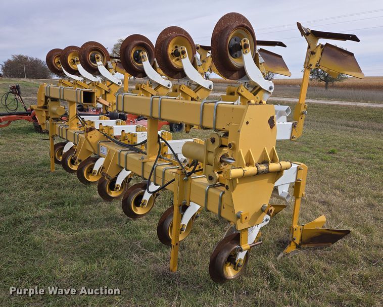 Buffalo row crop cultivator - DT4533