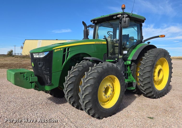 2014 John Deere 8295R MFWD tractor - DT4537