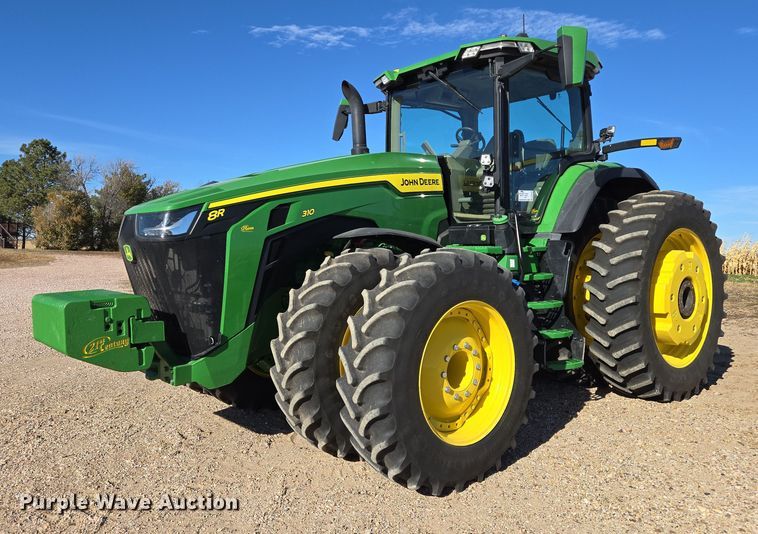 2020 John Deere 8R 310 MFWD tractor - DT4549