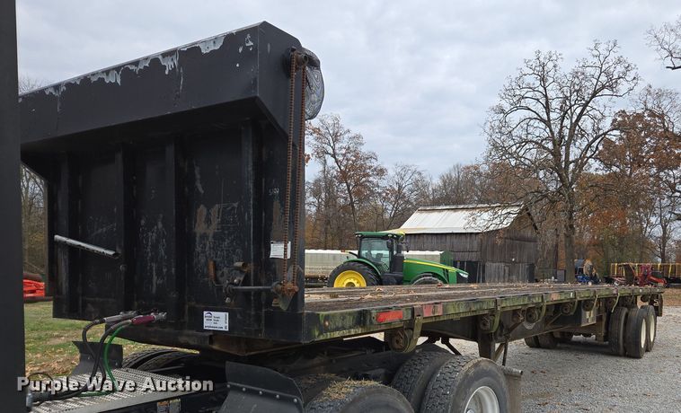 2003 Utility flatbed trailer - DT4583